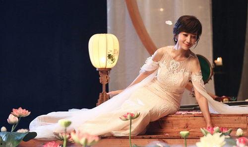 赵雅芝身世背景